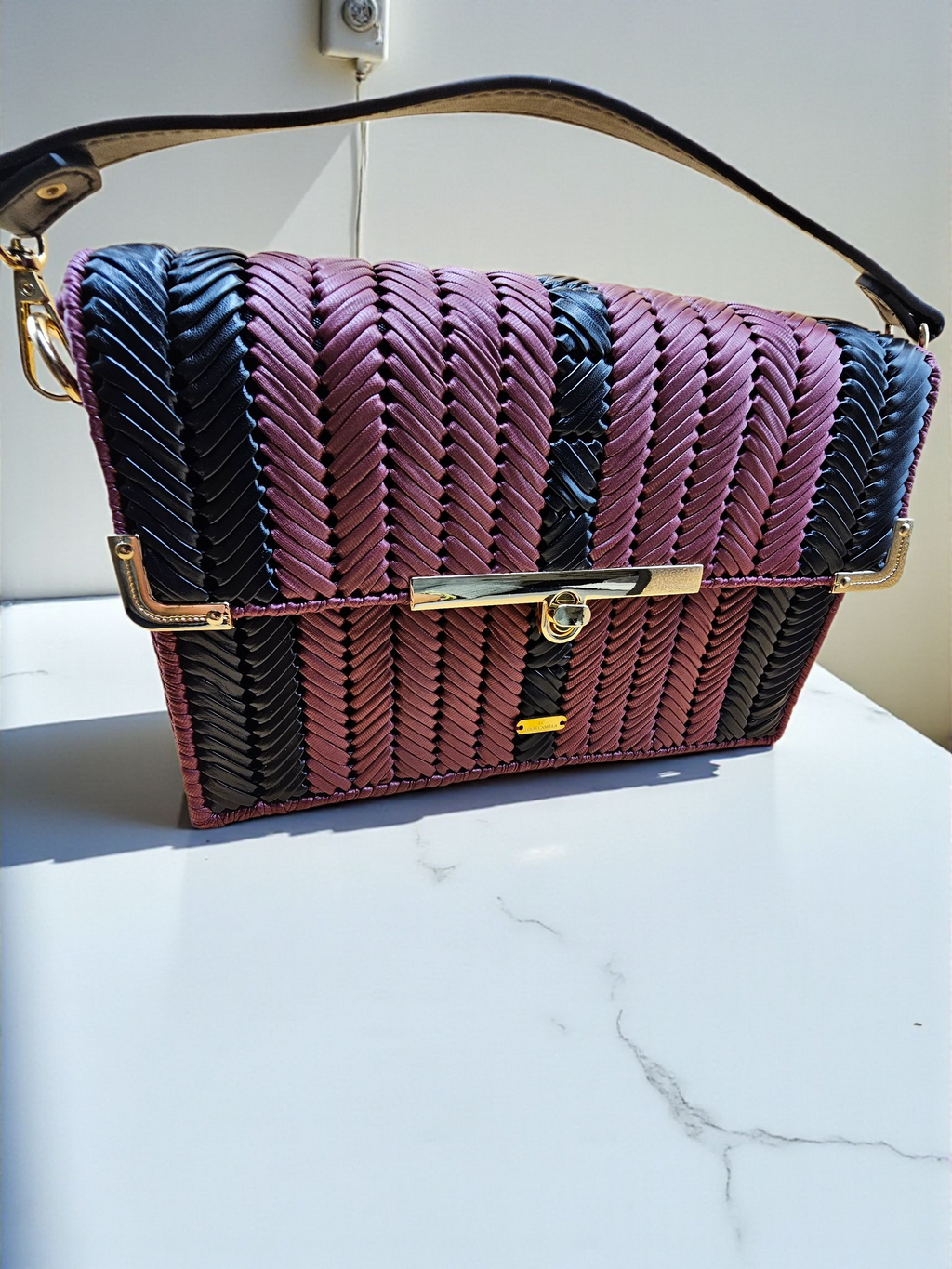 Aveline Bag in plum and black