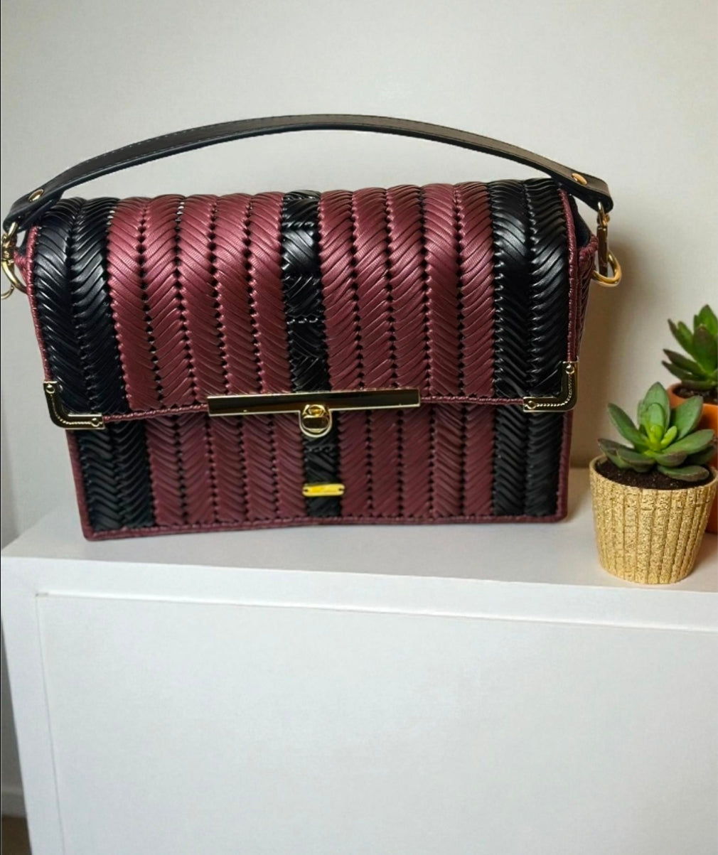 Aveline Bag in plum and black