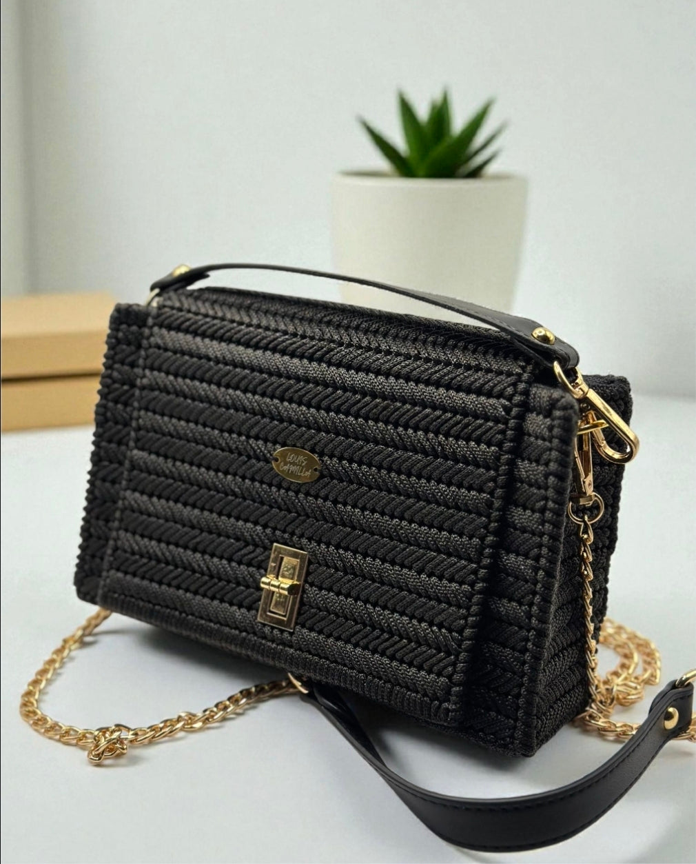 Ivy Crossbody bag in Black