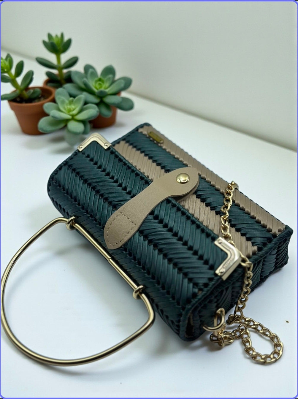 Lona Bag in dark green and cream