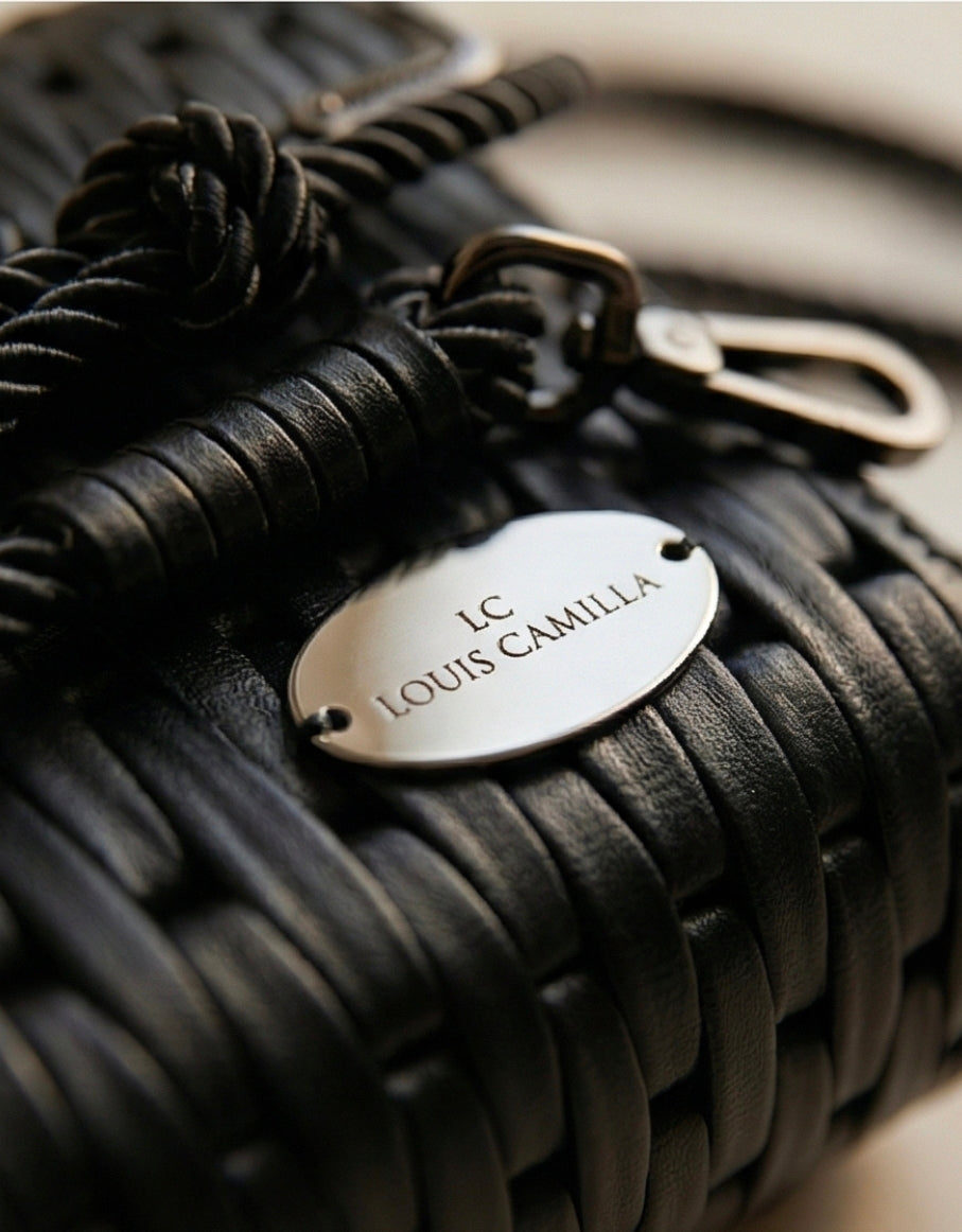 The Valmont Mini - In Black