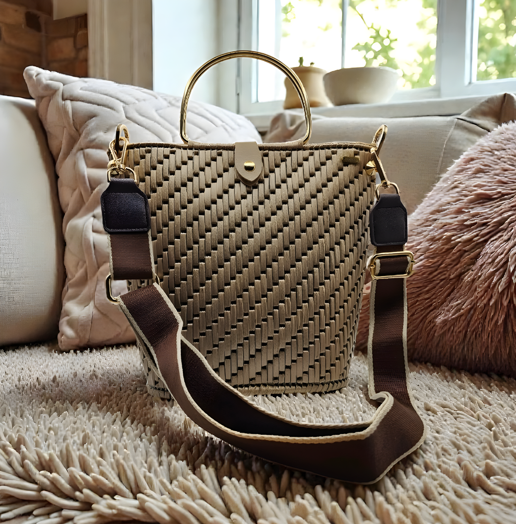 Celeste in Beige