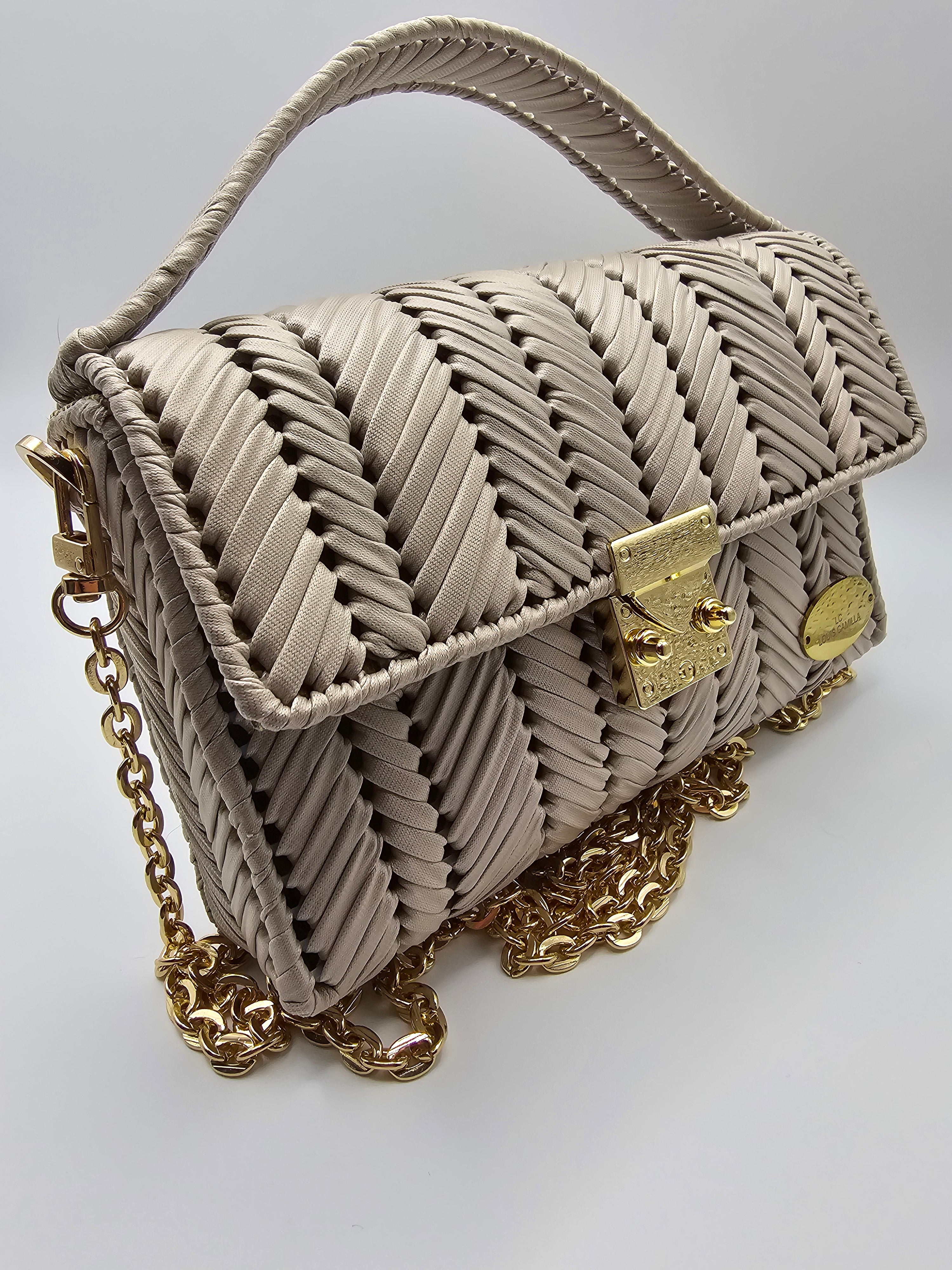 AURA Crossbody Bag in Cream