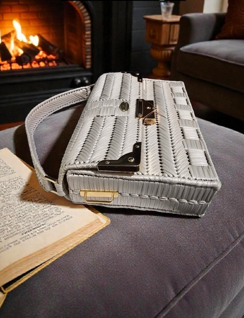 Chérie Handbag in Light cream